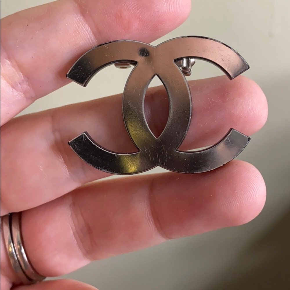 Reflective Chanel Pin for UNIFORM